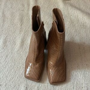 Funky square toe boots